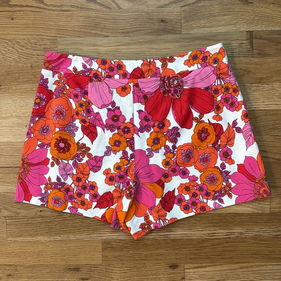 Trina Turk High Waist Floral Shorts, Size 6 - Picture 2 of 3
